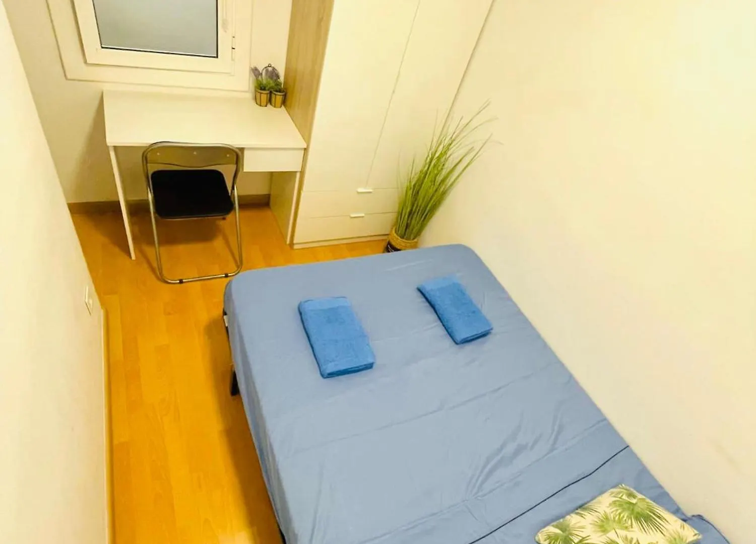 Apartamento En Tarragona Centro 0*,