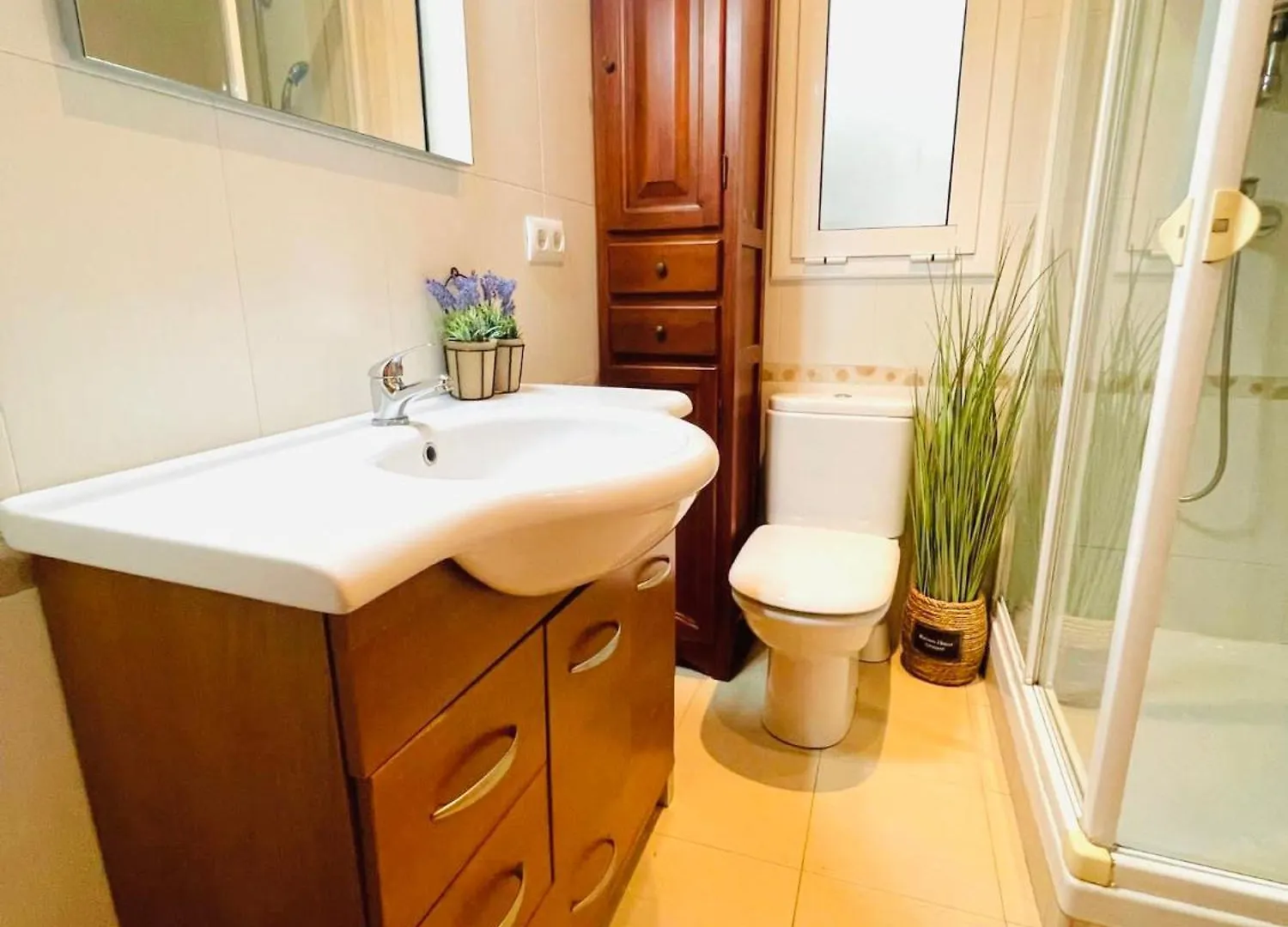 Apartamento En Tarragona Centro 0*,